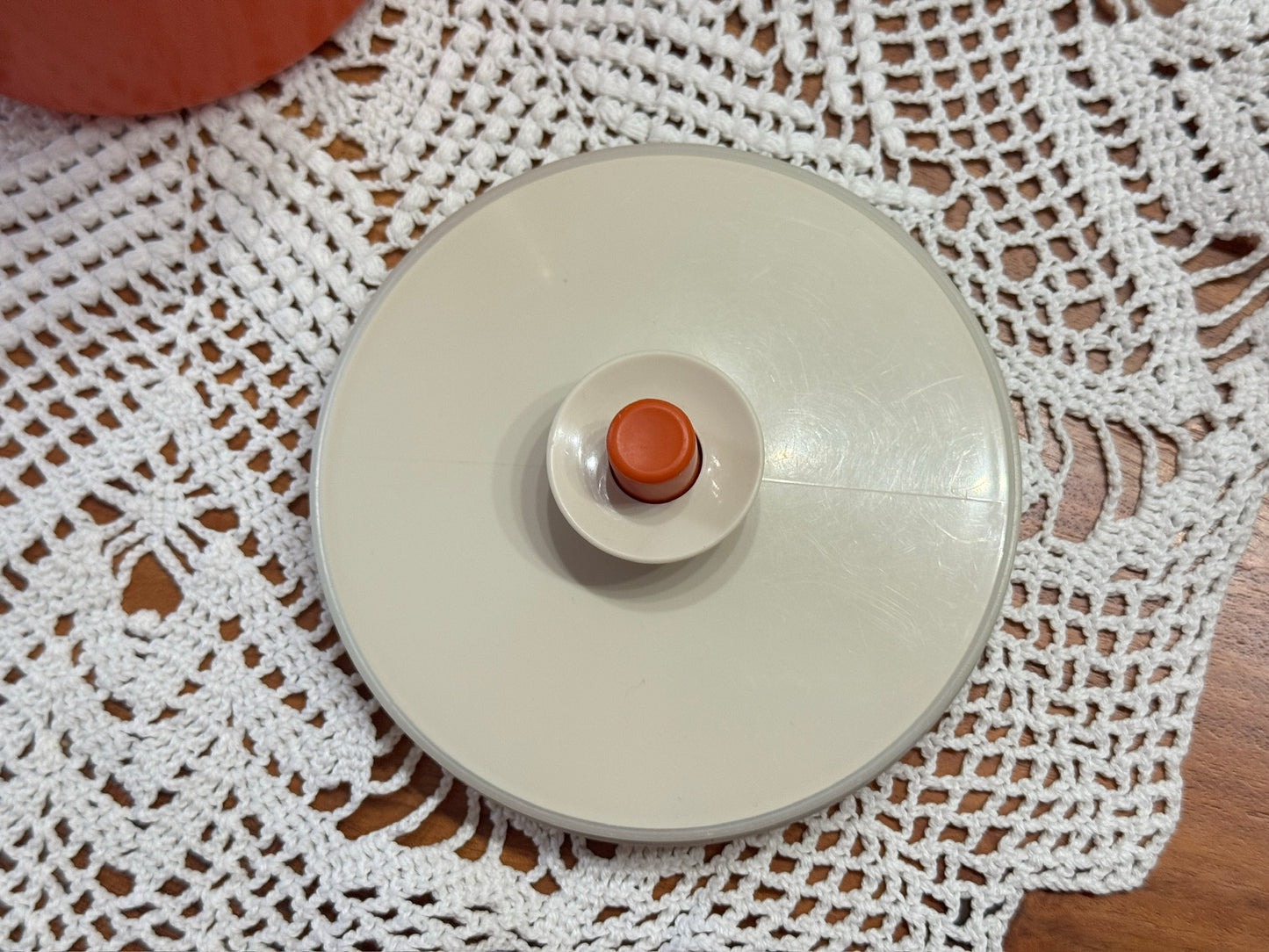 Orange 1575-5 Tupperware Jug/Pitcher with Lid