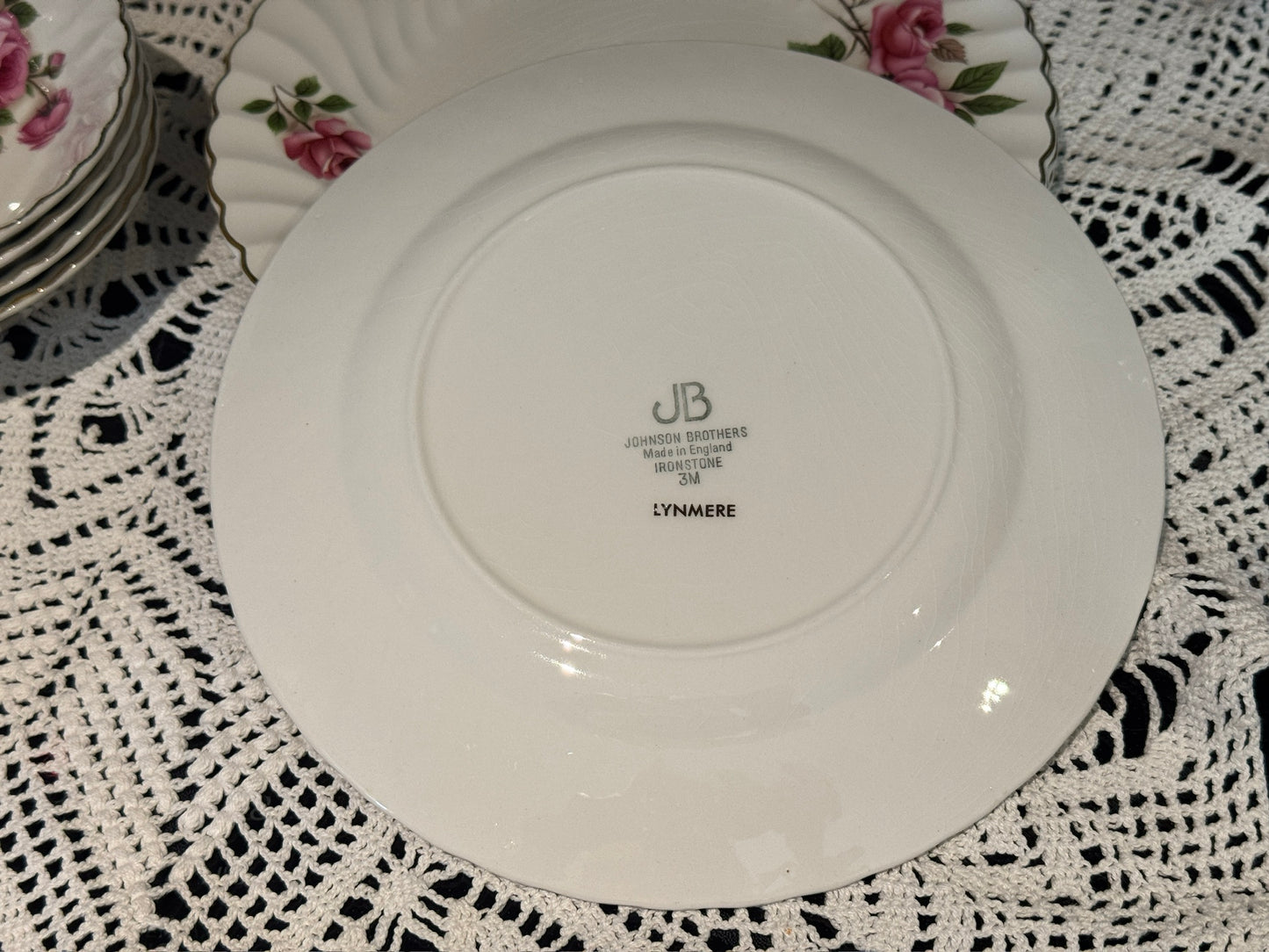 Johnson Brothers LYNMERE Dish Set