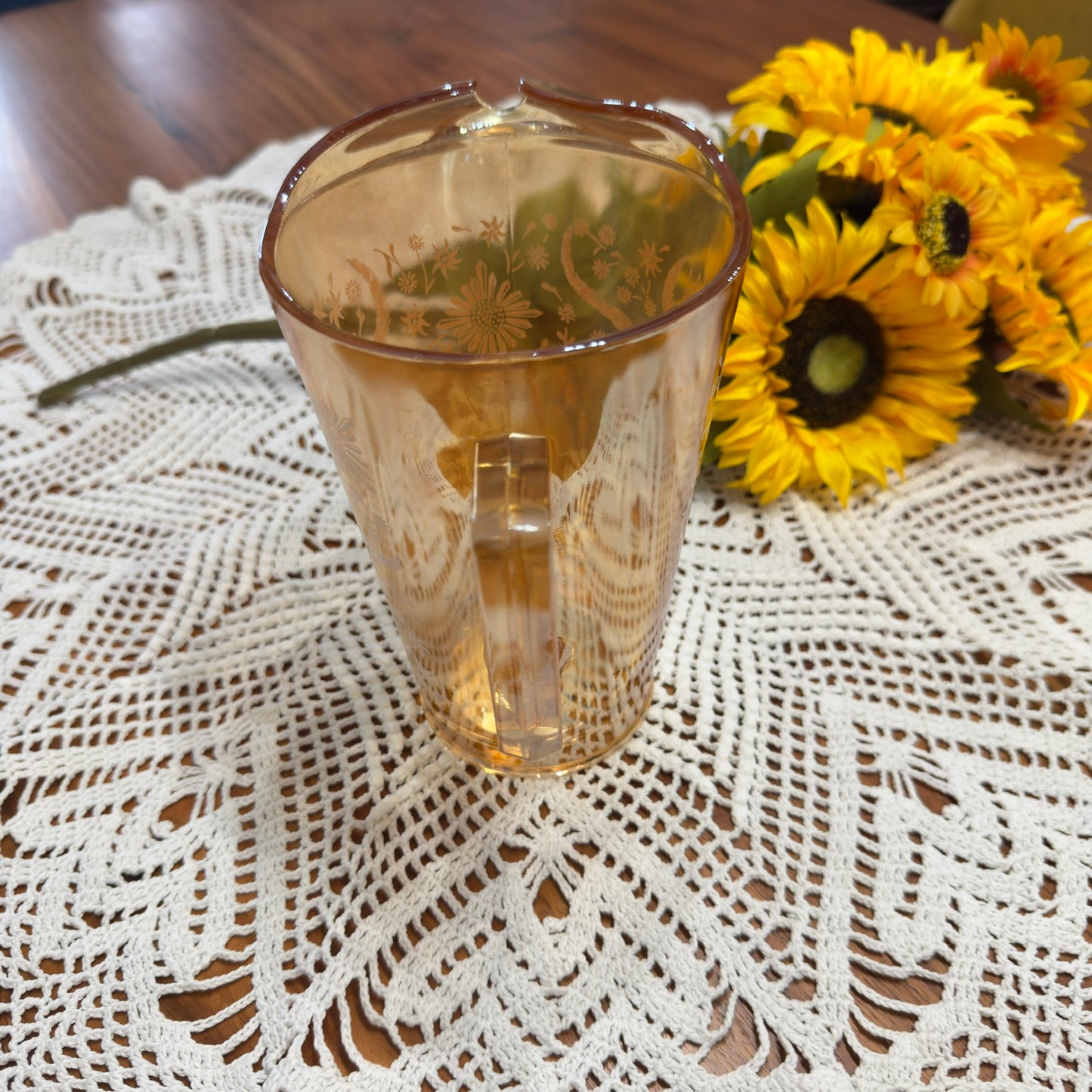Jeannette Glass Marigold Peach Lustre Pitcher/Jug