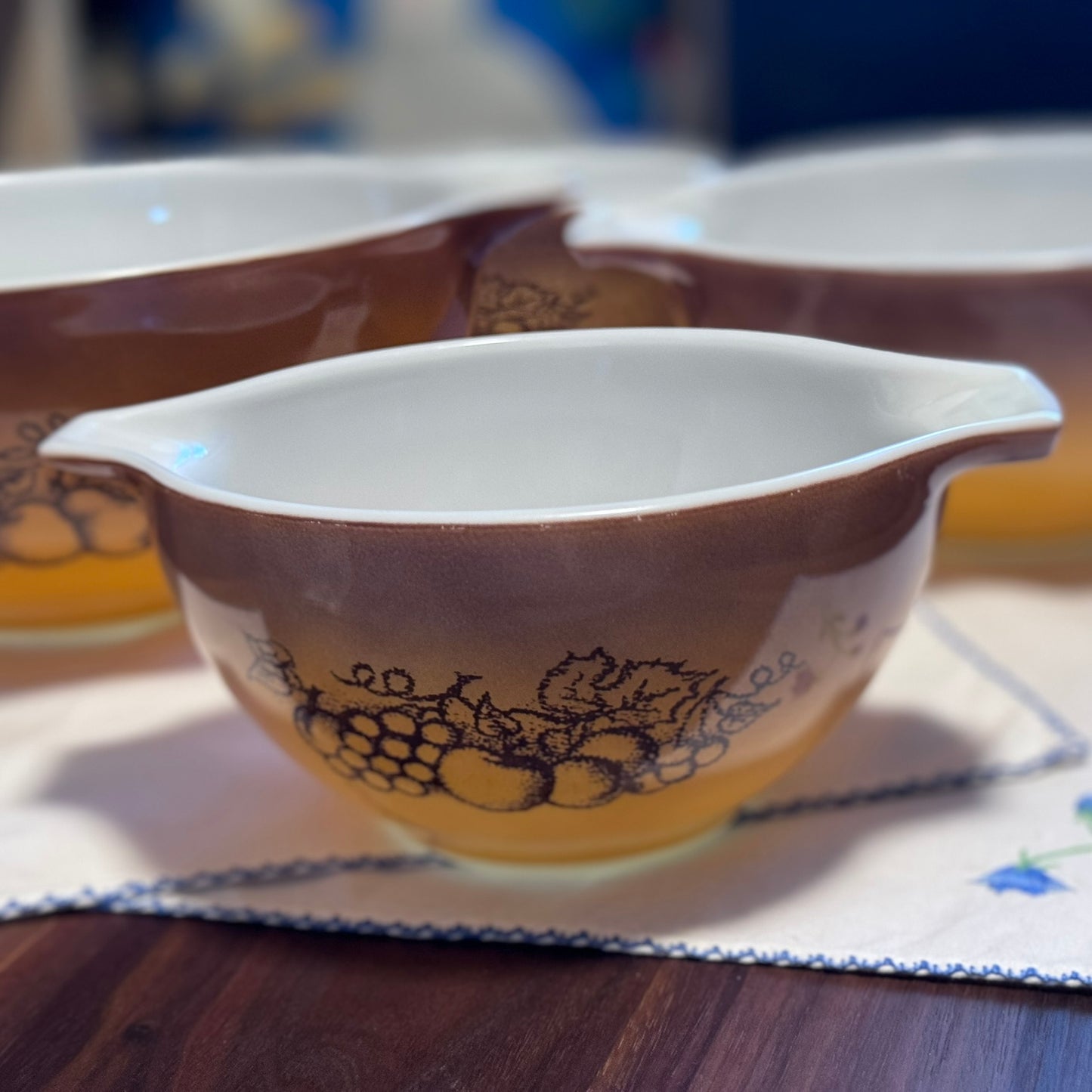 PYREX Old Orchard Set