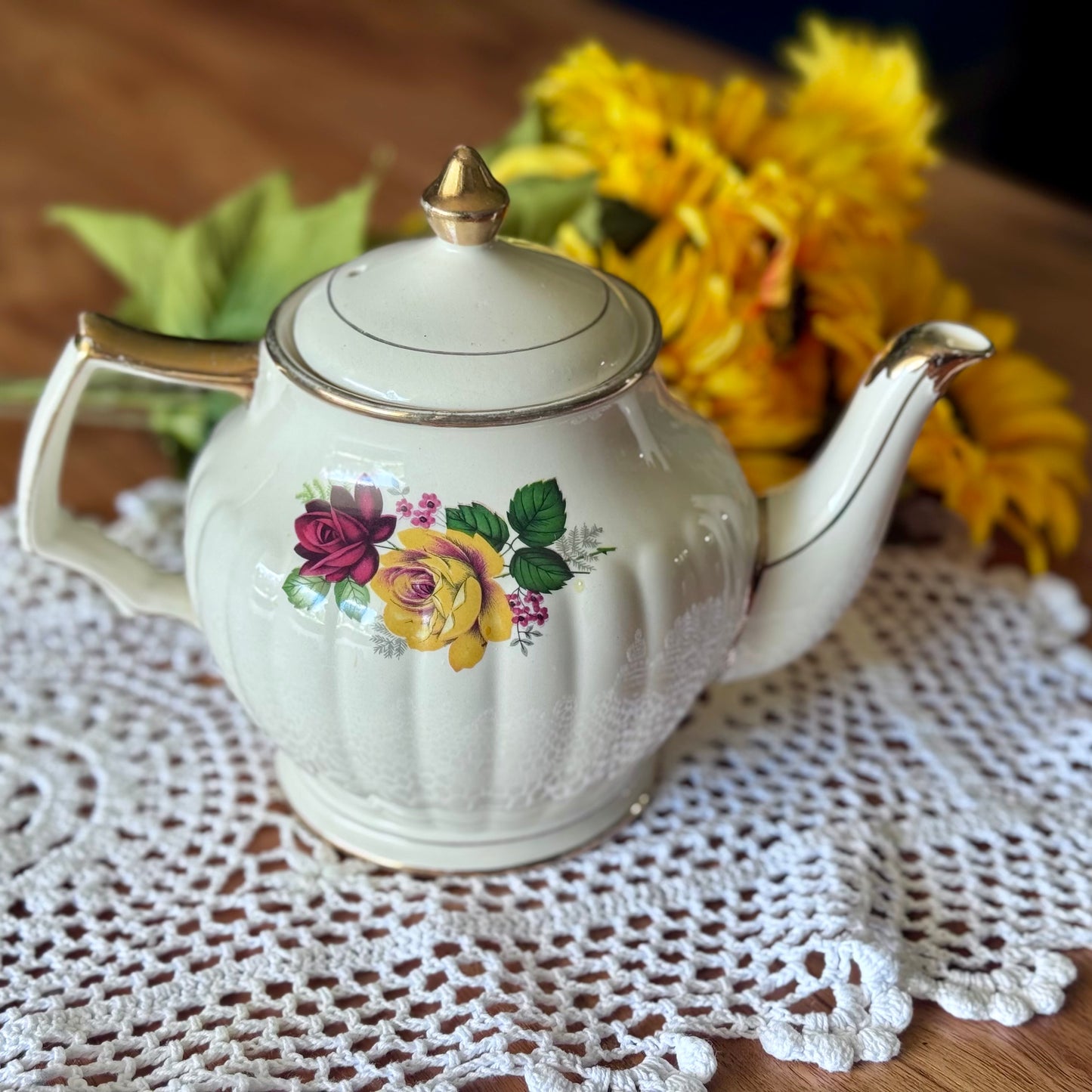 Sadler England Rose Teapot