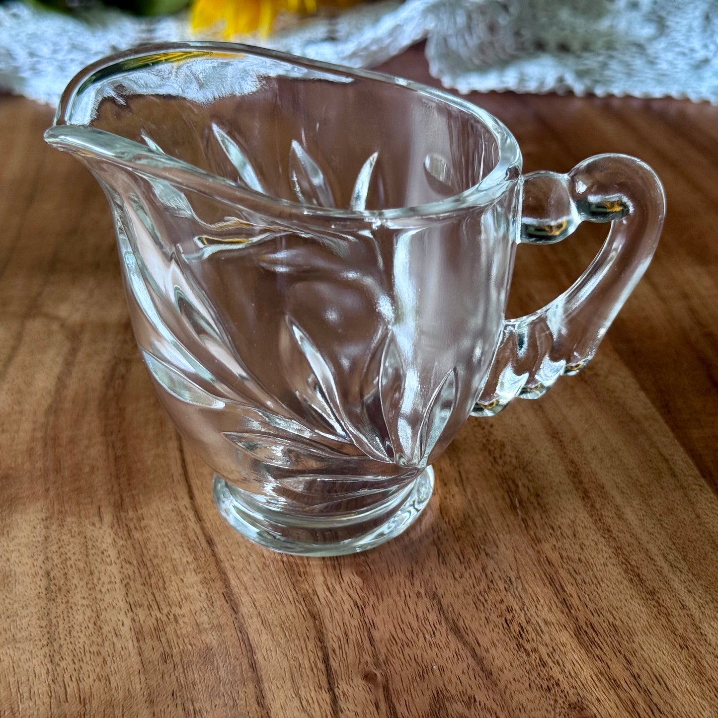 Indiana Glass 'Willow' or 'Magnolia' Creamer and Sugar Bowl Set