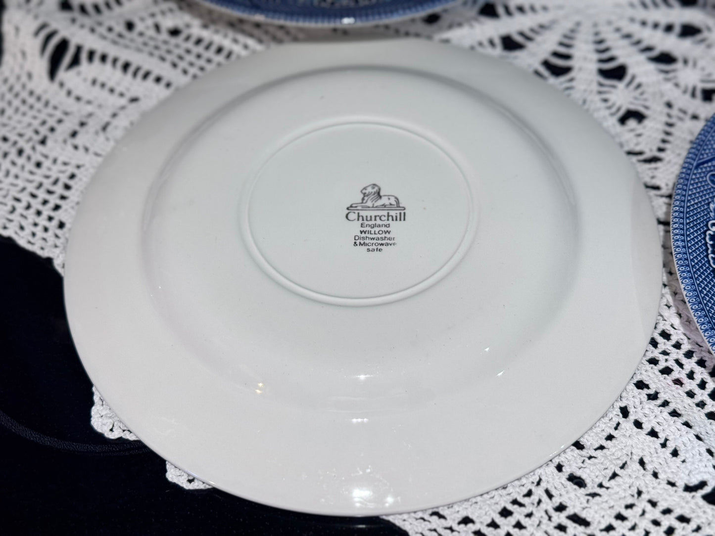 Blue 'Willow' Dinner Plates