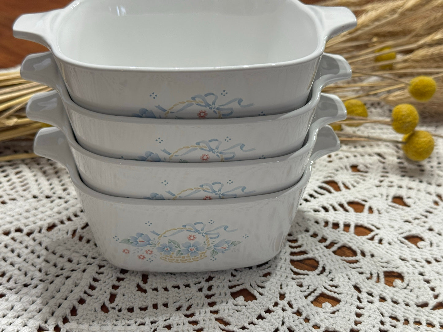 Corning Ware 'Country Cornflower' P-43-B 700 ml Casserole Dish