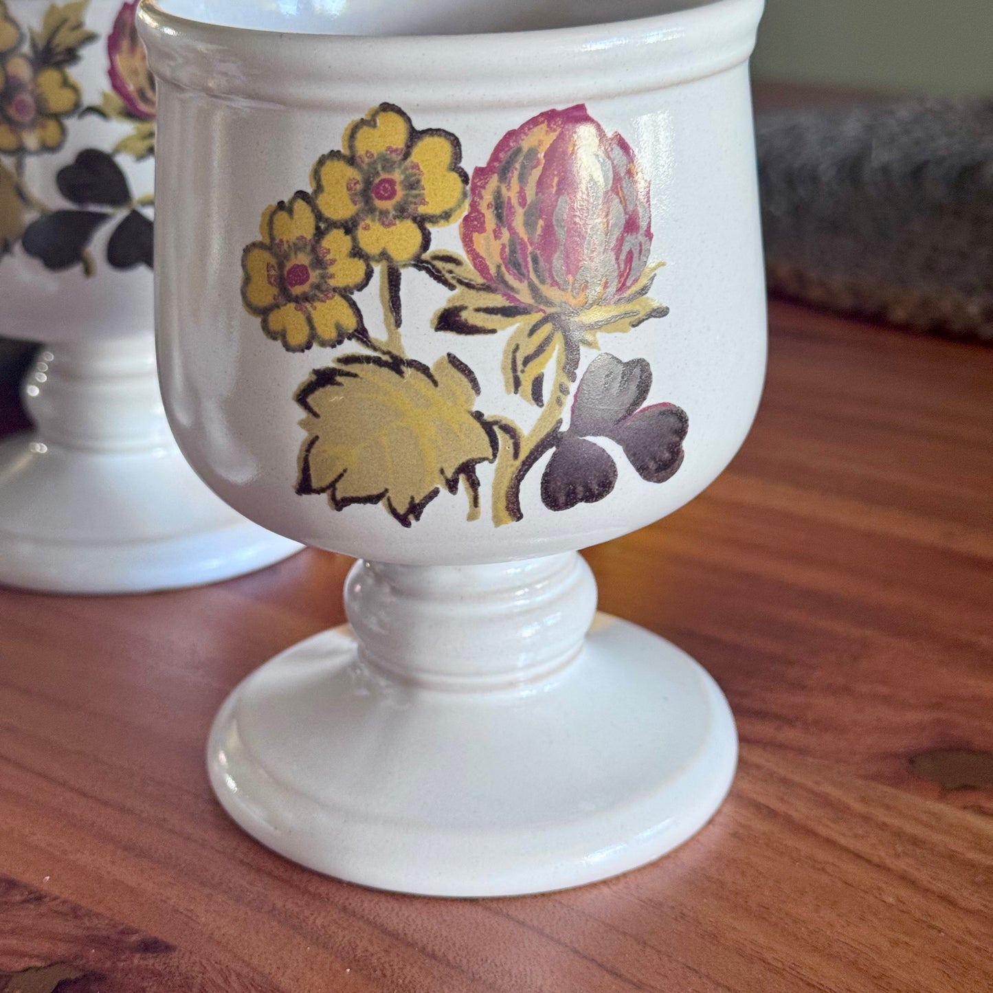 'Clover' Stoneware Wine Chalice/Goblet Sadler