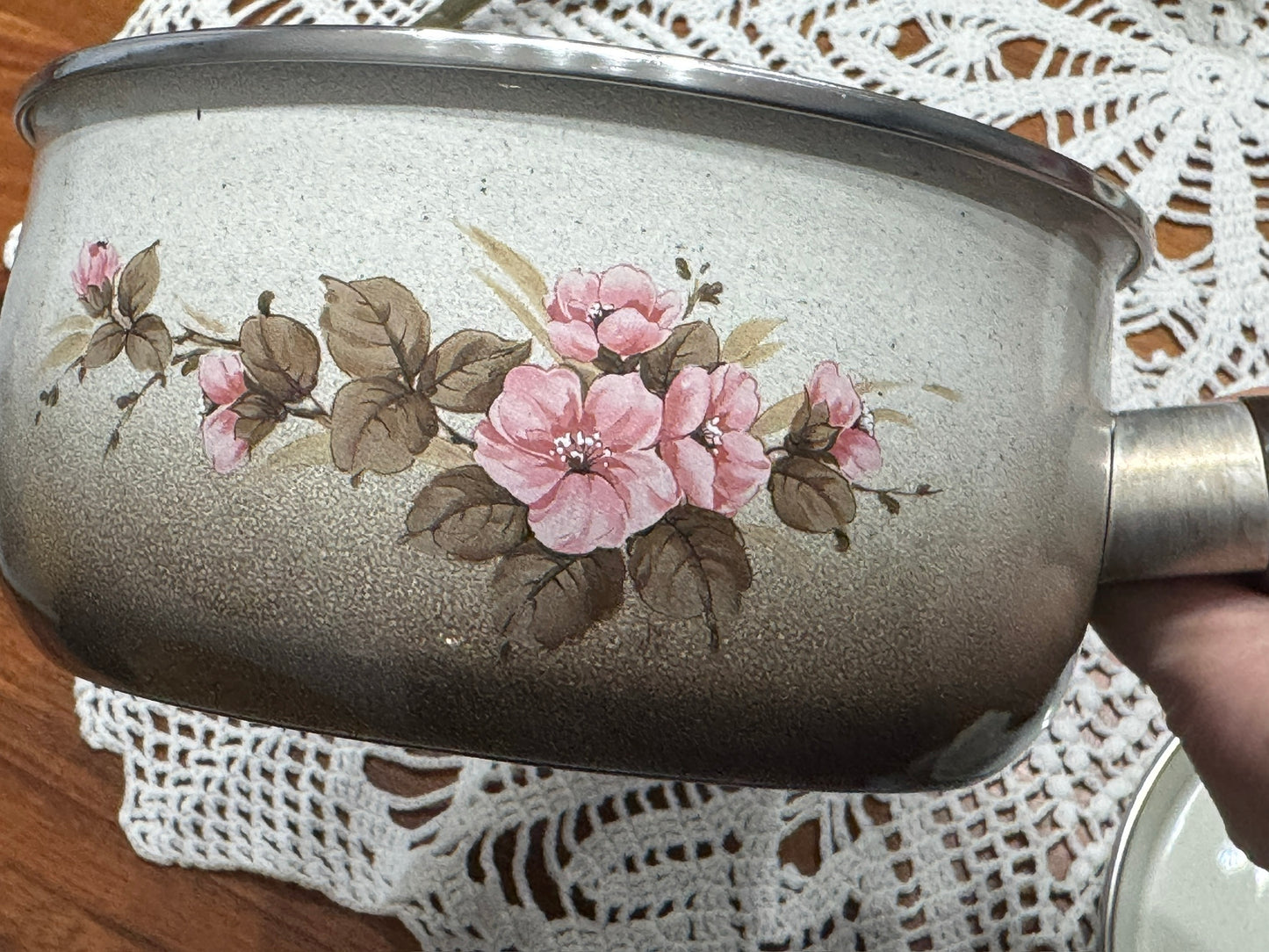 Vintage Pink Floral on Cream/Brown Enamel Saucepan Set