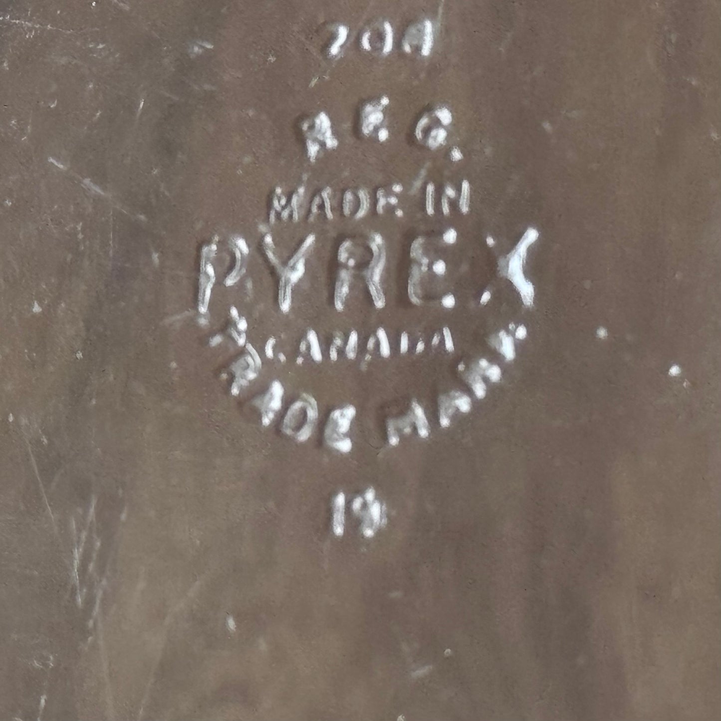 Vintage Pyrex Made In Canada  208 Clear Glass Pie Plate