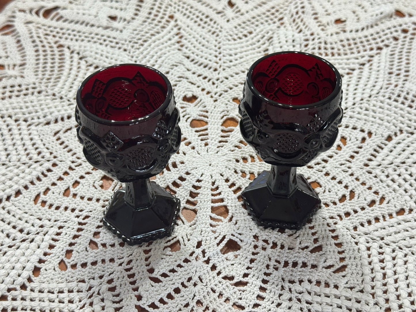 Avon 1876 Cape Cod Collection Wine Goblets