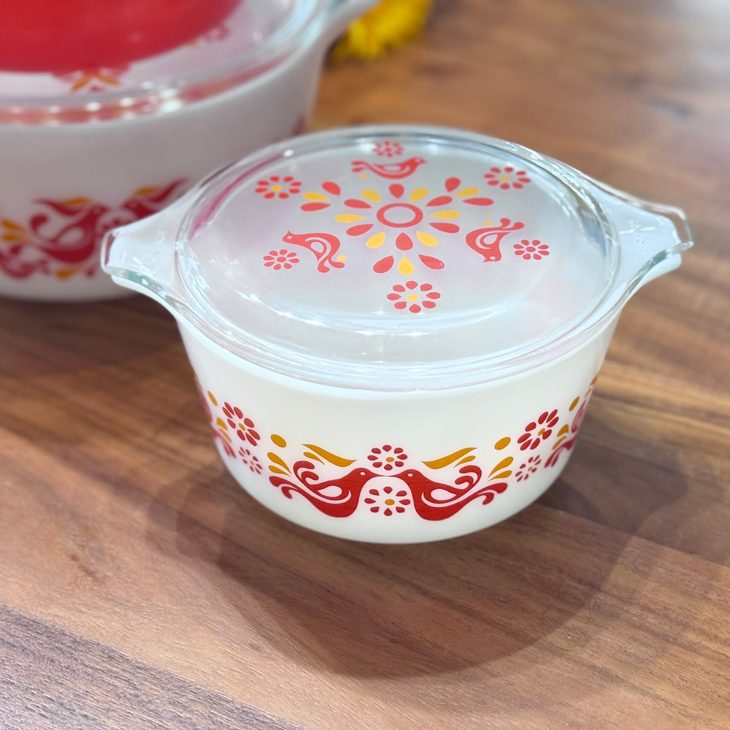 PYREX 'Friendship' 3 Piece Round Casserole With Lids