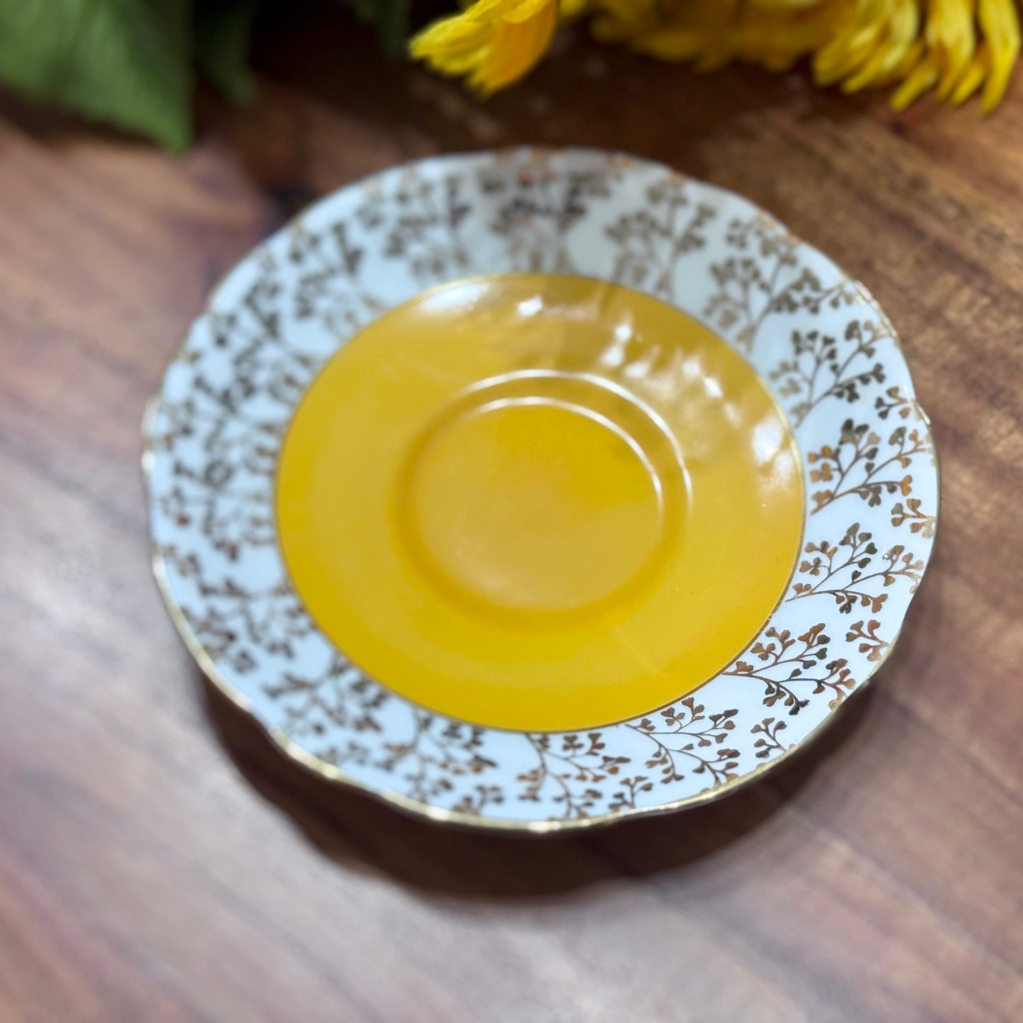 Gladstone England Yellow/Gold Teacup & Saucer Set