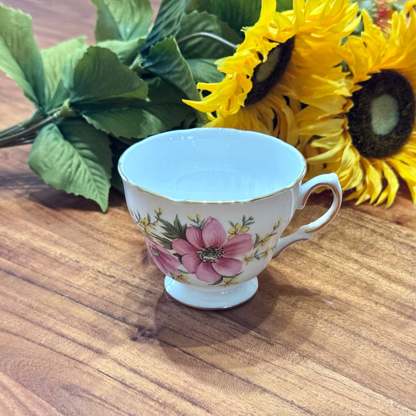 Royal Osborne Pink Anemone Floral Teacup & Saucer Set