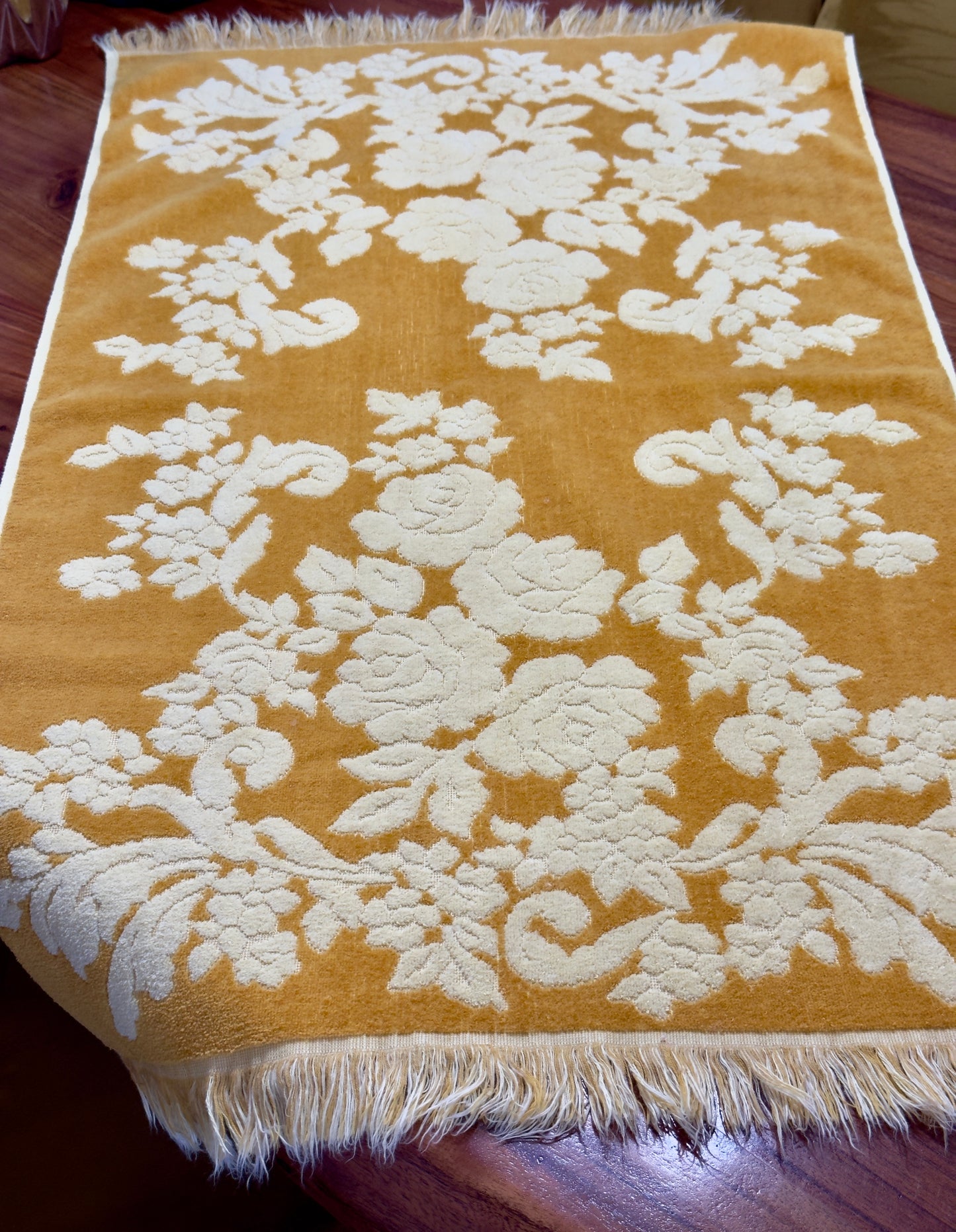 Vintage Yellow/Gold Floral Style House & Cannon Mills Bath Set