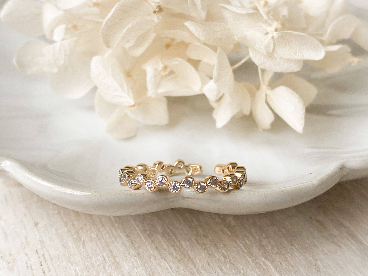 Vintage Scallop Ring: Silver