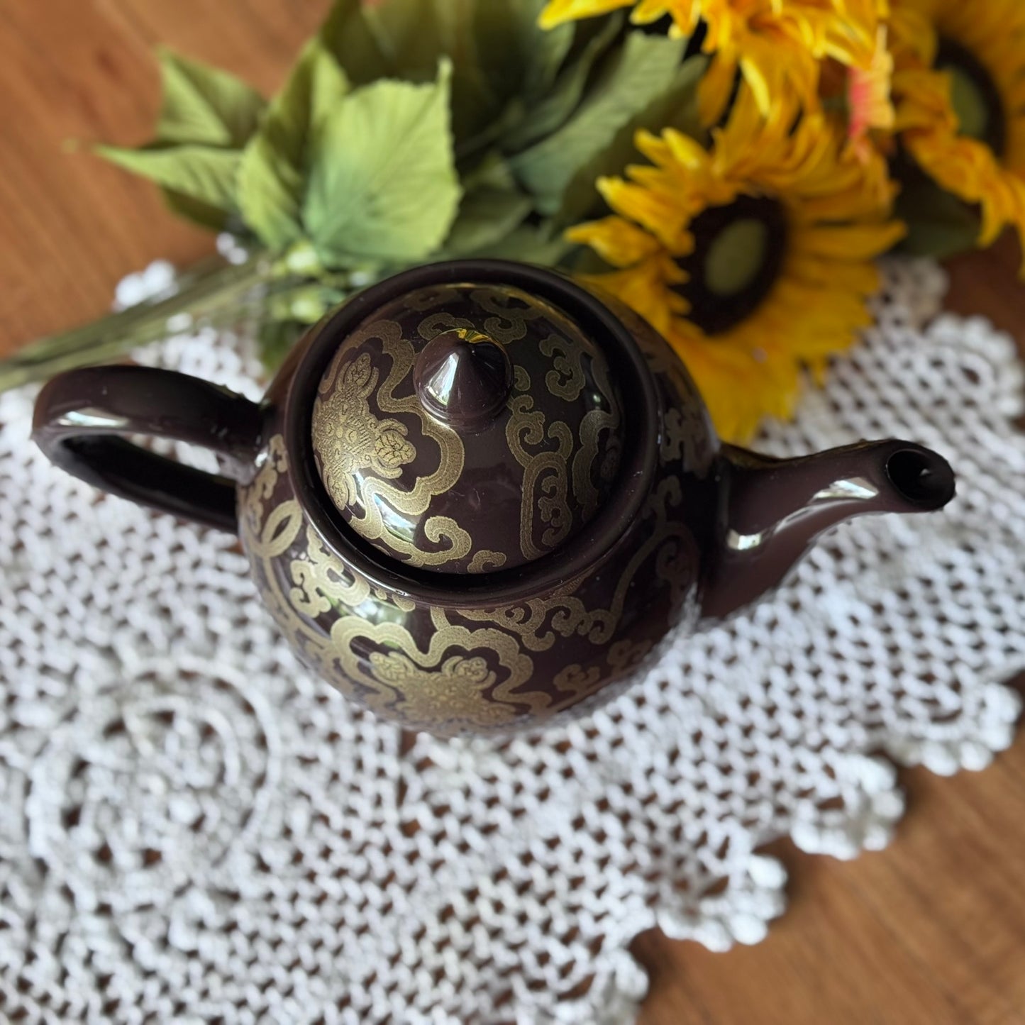 Pottery Barn Chinoise Teapot