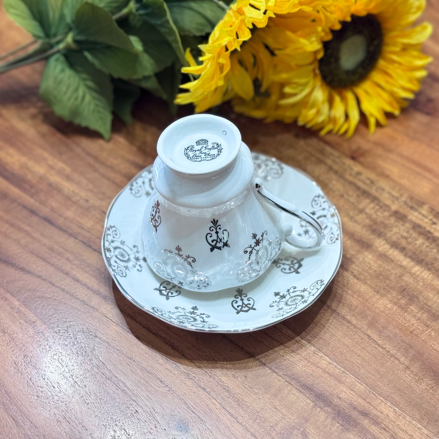 Royal Grafton Teacup & Saucer Set