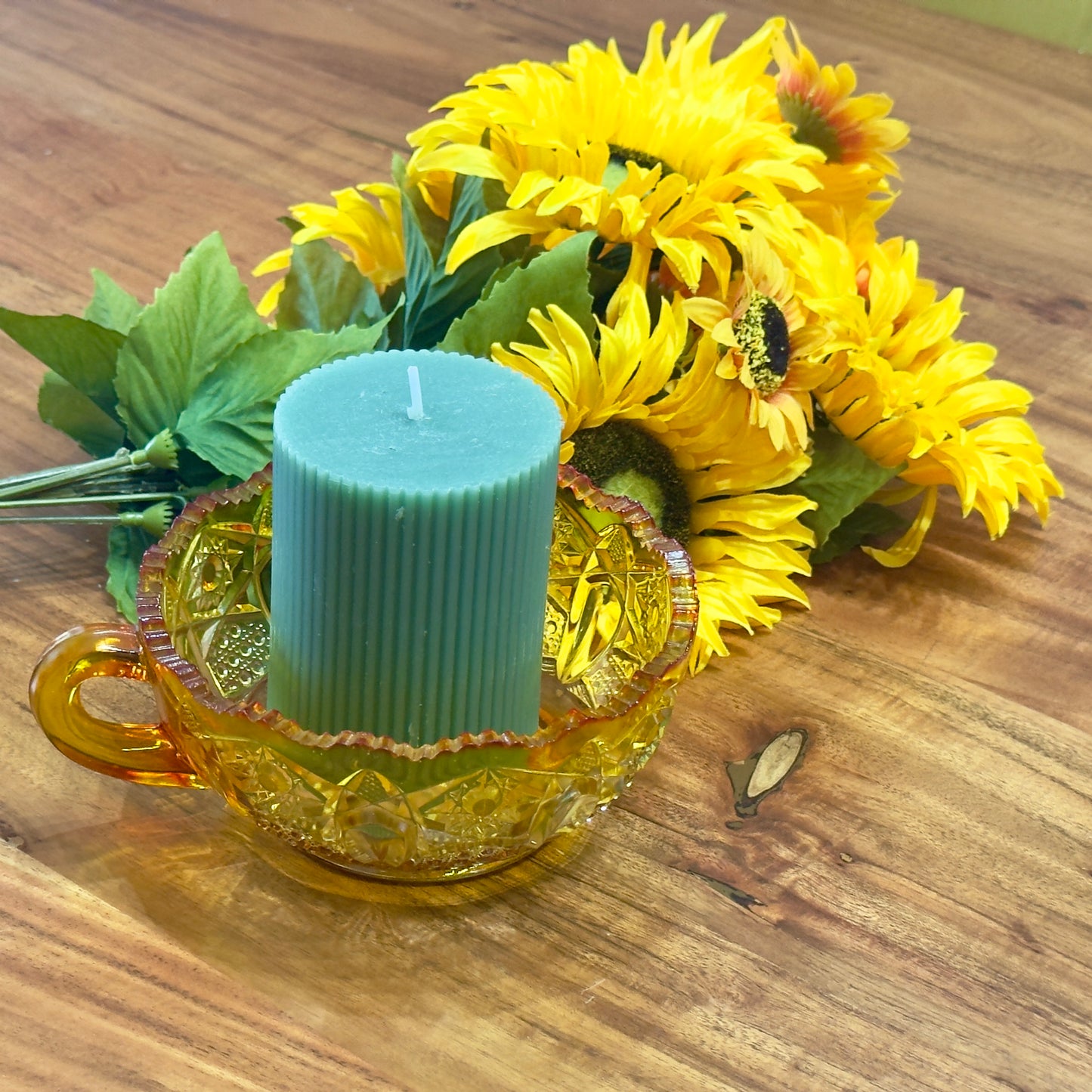 L.E. Smith Quintec Amberina Glass Handled Nappy Bowl/Candy Dish