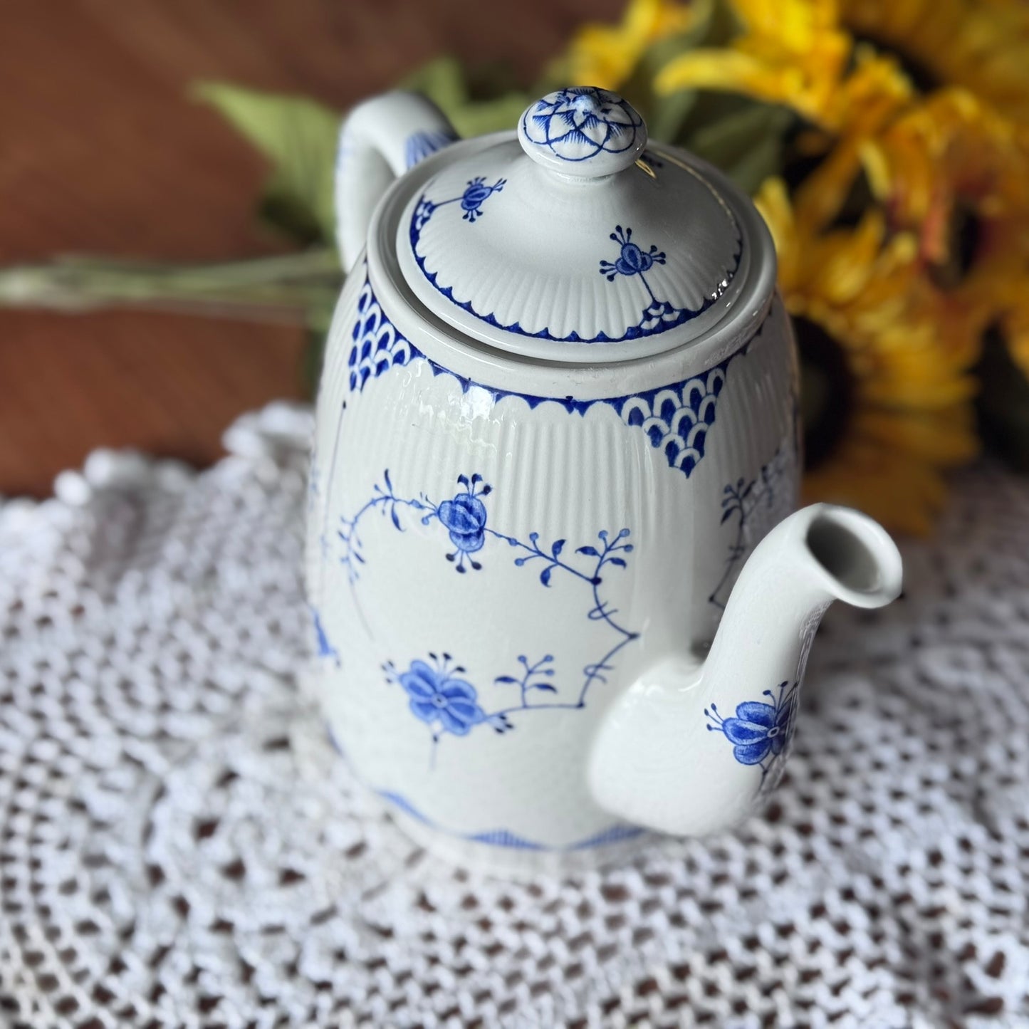 MASON'S Denmark Blue & White Ironstone Coffee/Teapot