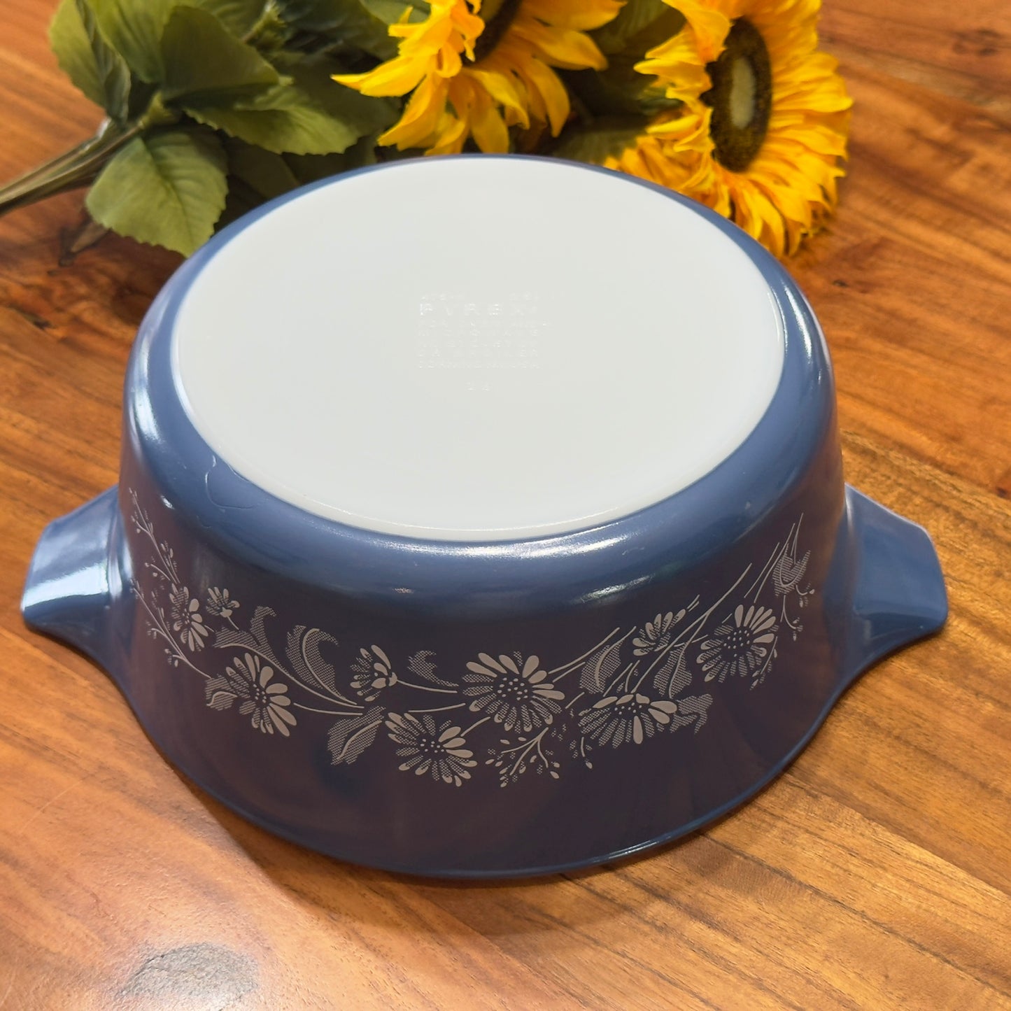 PYREX 475-B 2.5L Colonial Mist Round Casserole Dish