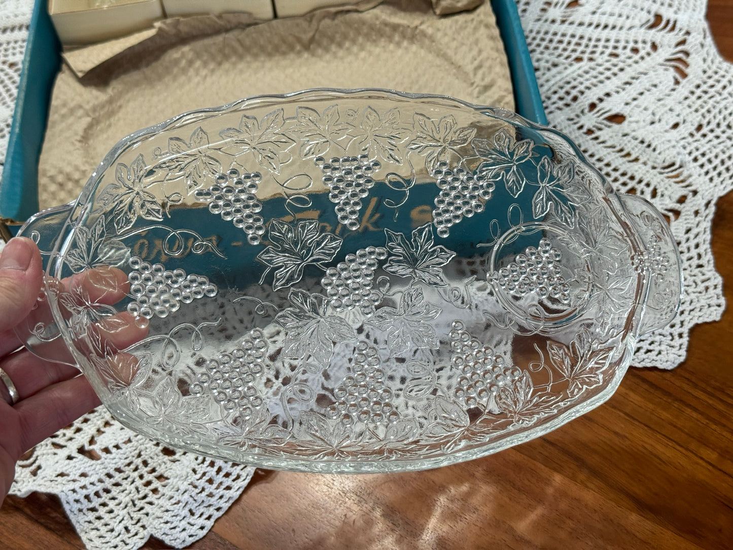 Anchor Hocking 8 Piece Serva-Snack Set