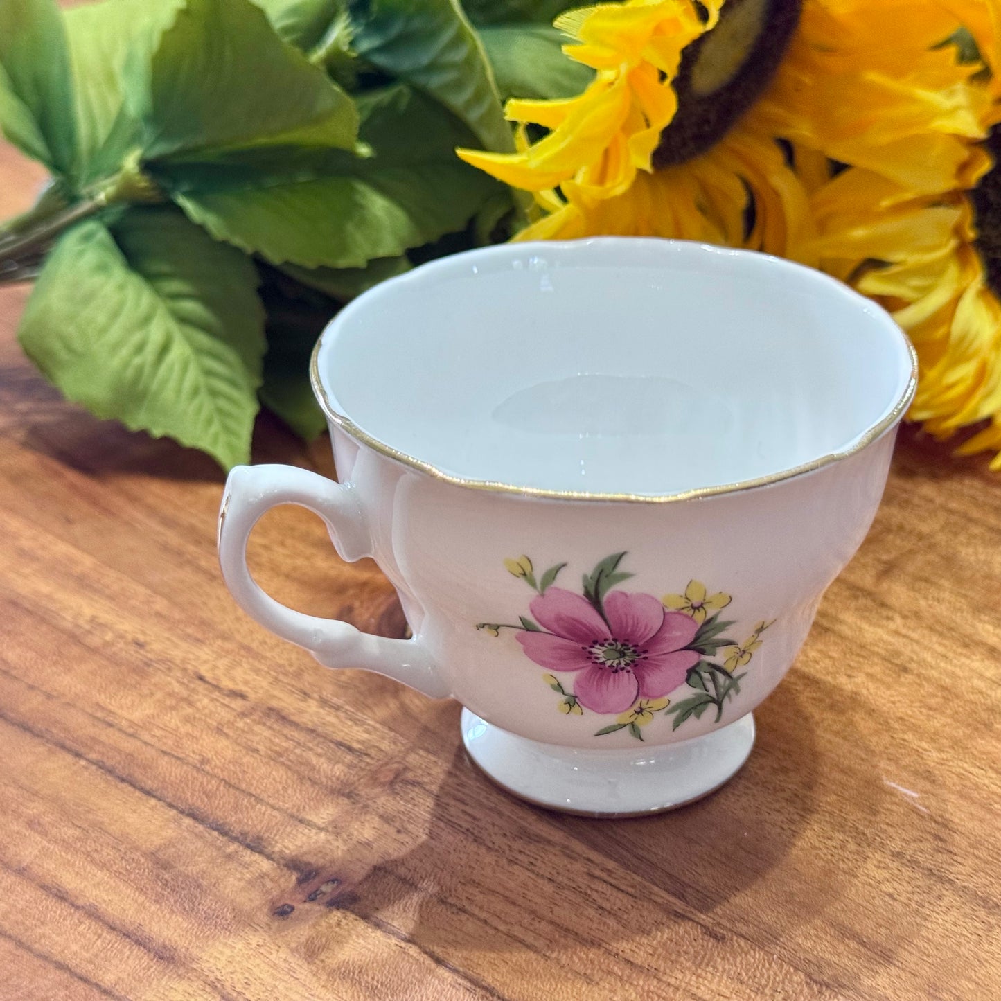 Royal Osborne Pink Anemone Floral Teacup & Saucer Set