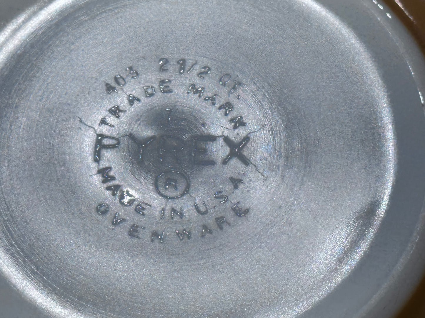 PYREX 403 Old Orchard Mixing Bowl