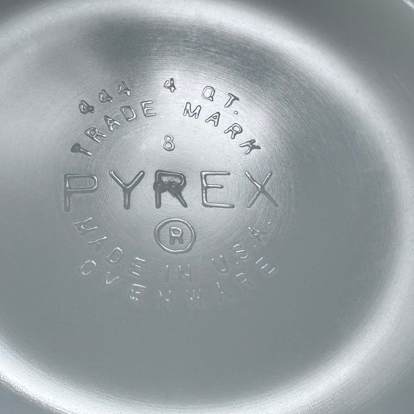 Town and Country 4QT Pyrex