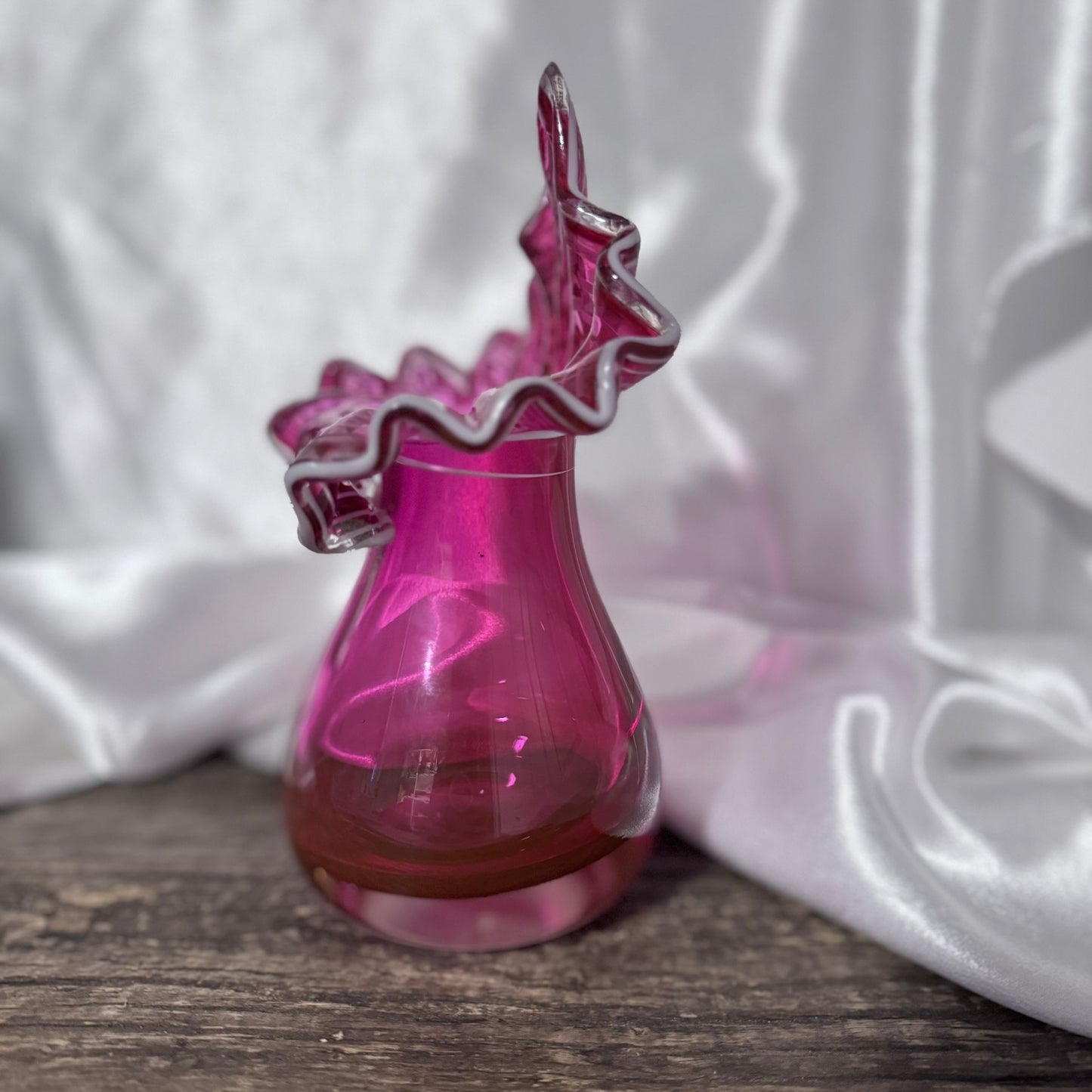 Fenton Tulip Cranberry Jack In The Pulpit Vase