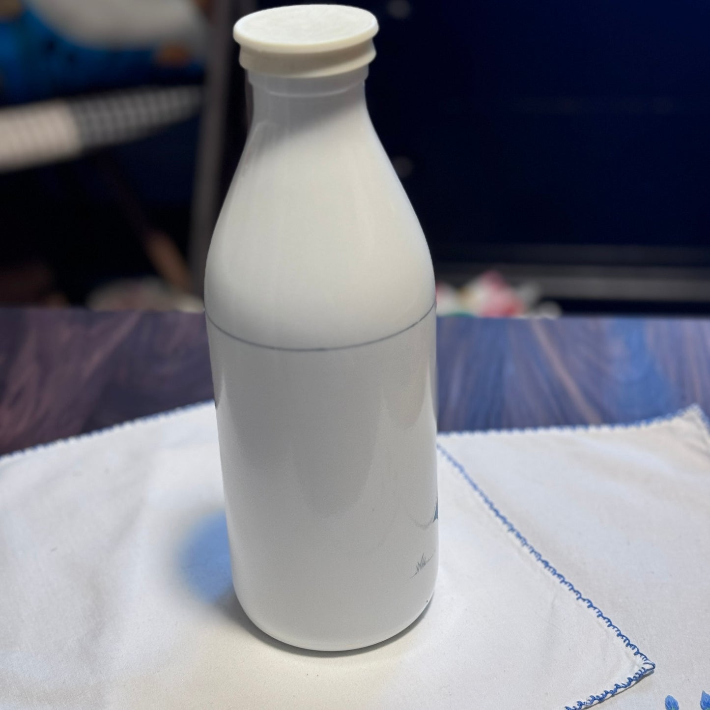 Egizia Italy Geese Milk Glass Bottle