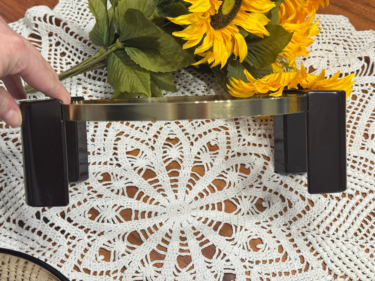 PYREX Amber Glass Casserole Dish With Serving Cradle