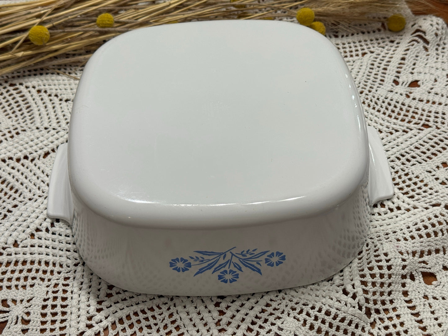Corning Ware Blue Cornflower A-84-B  4 L Casserole Dish
