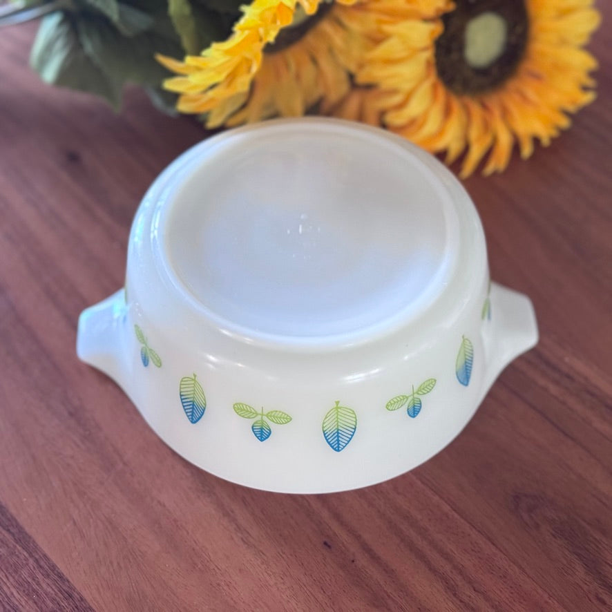 PYREX #472 Casserole Dish 'Homestead or Blue & Green Leaf' Pattern