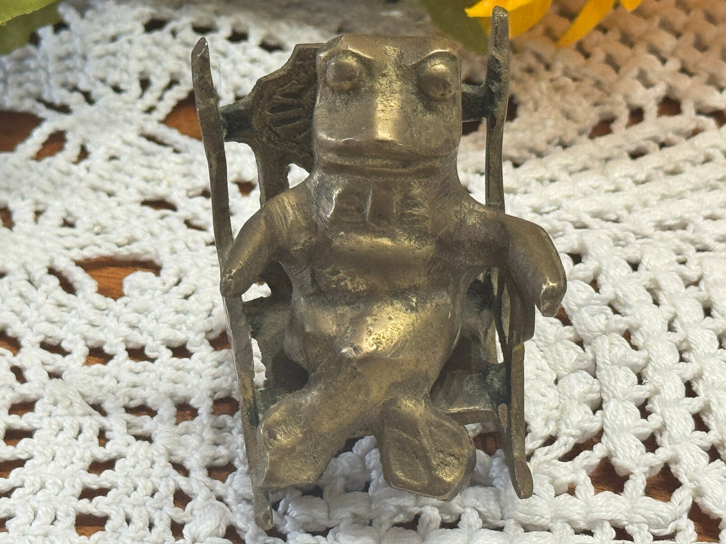 DEL GIF India Brass Rocking Chair Frog