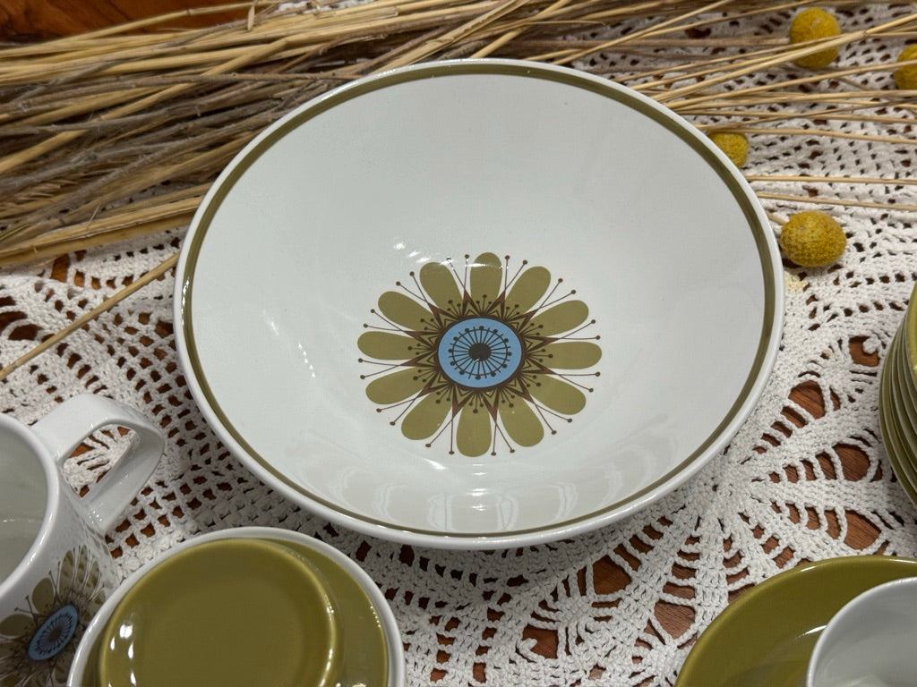 J G Meakin 'Galaxy' Tableware Set