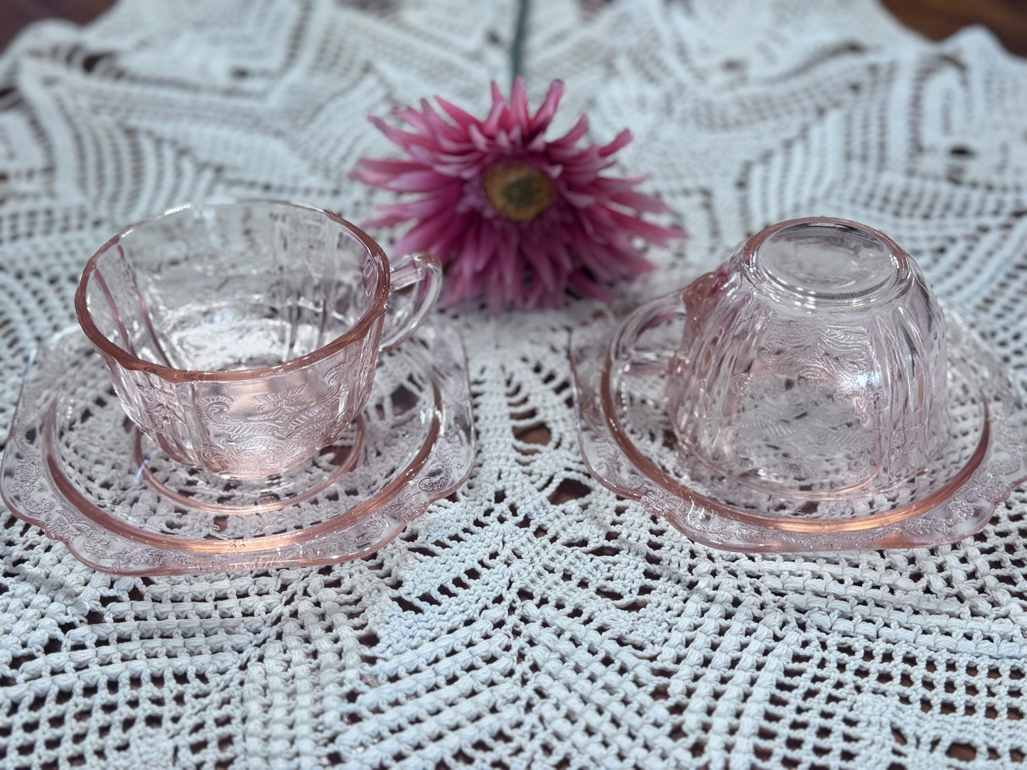 Federal Glass 'Madrid' Pink Depression Glass Teacup & Saucer
