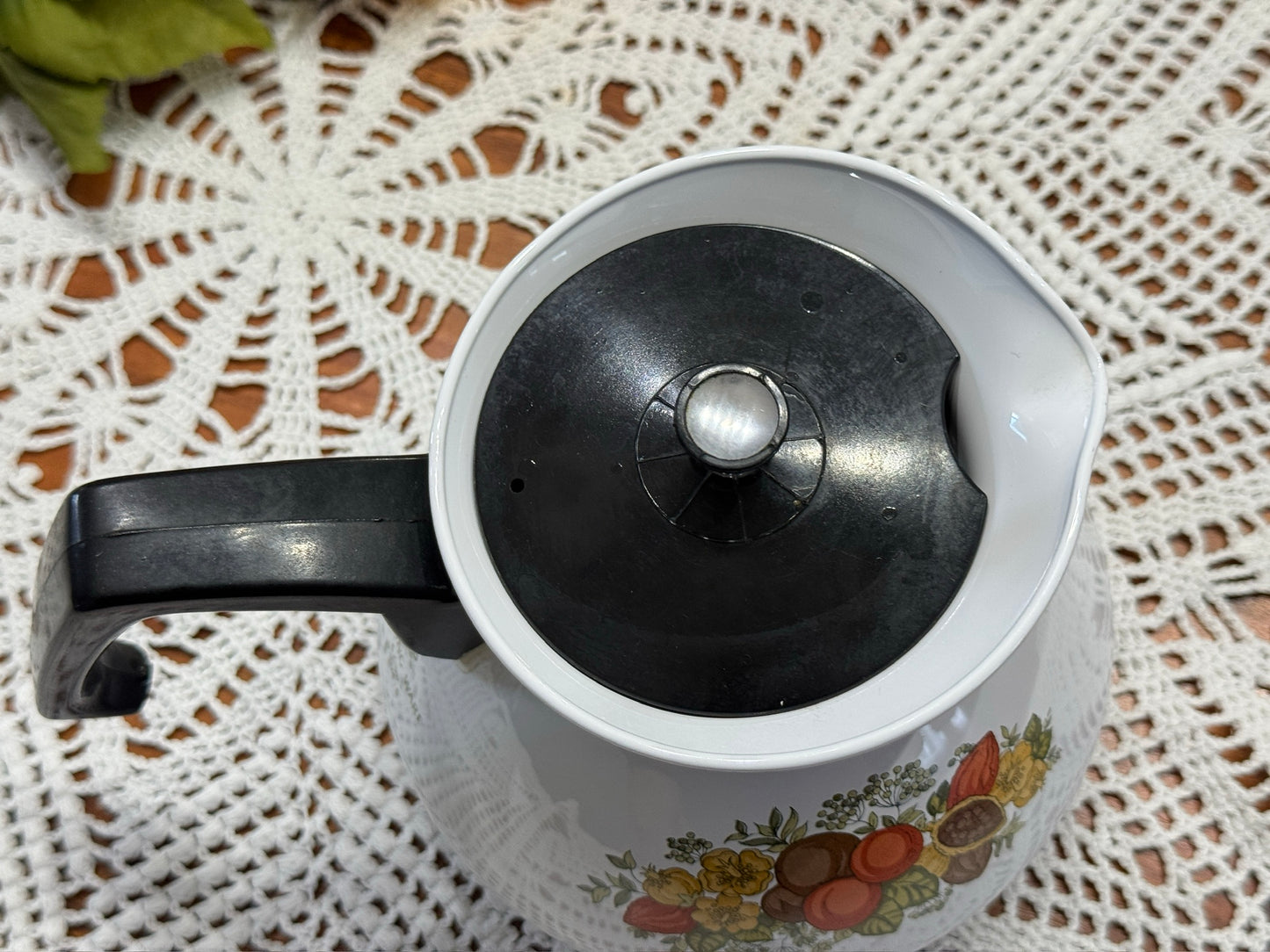 Corning Ware Spice of Life 6 Cup Teapot