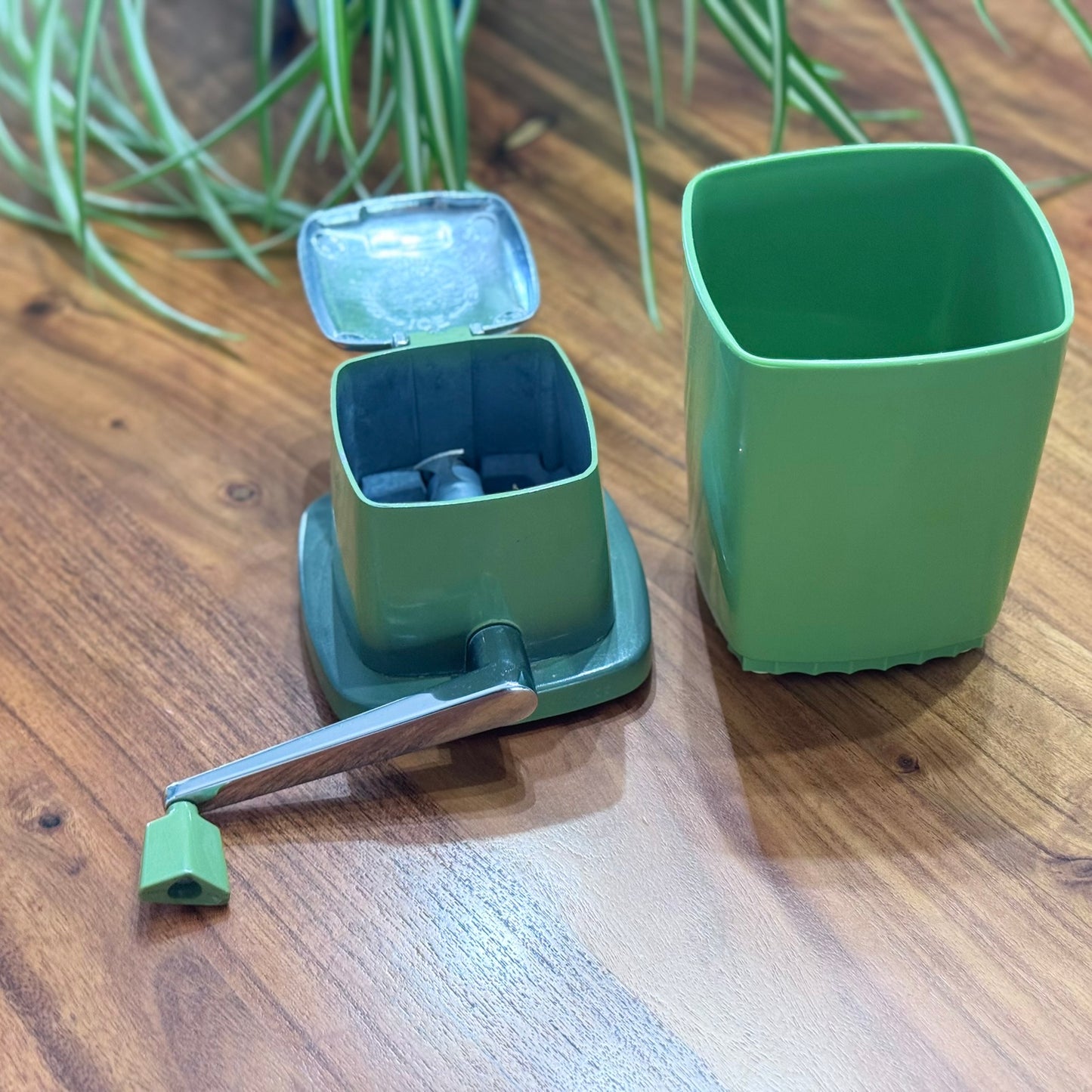 Vintage Avocado Green Hand-Crank 'Swing-A-Way' Ice Crusher