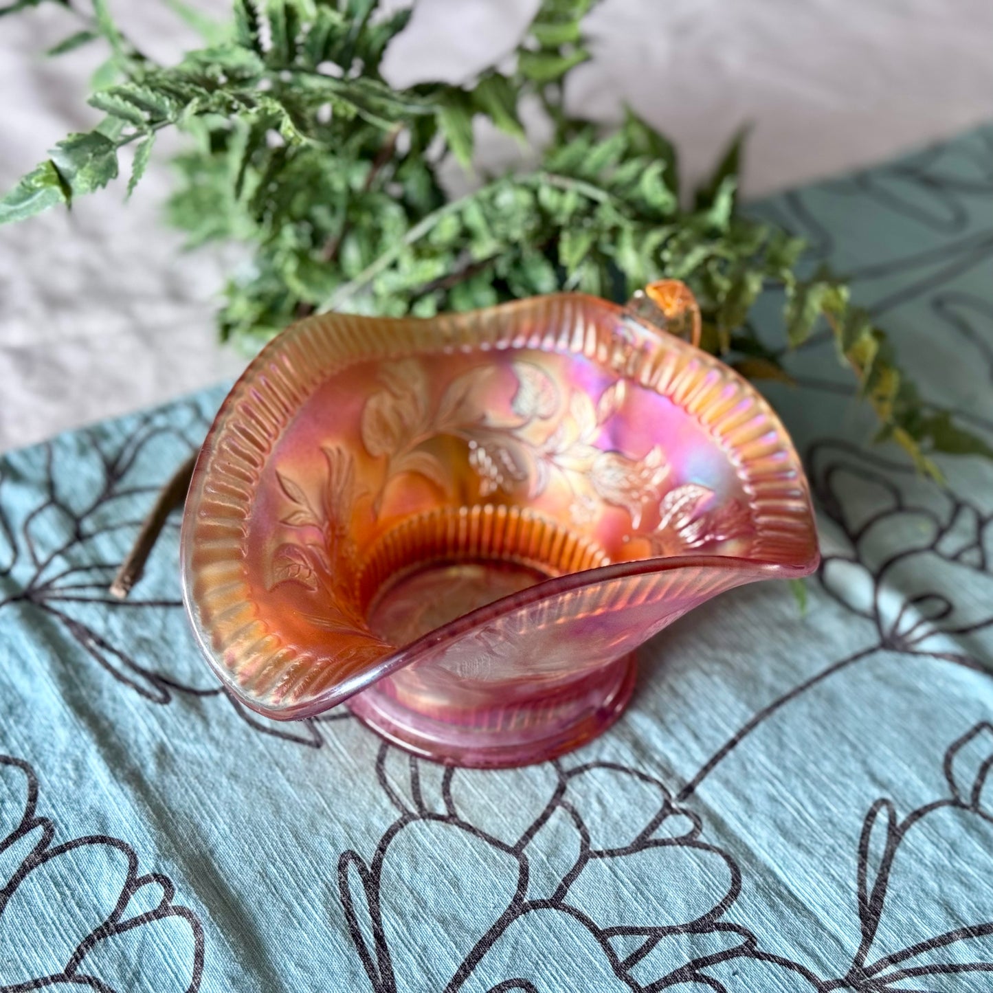 Dugan Carnival Glass Windflower Marigold Nappy Dish