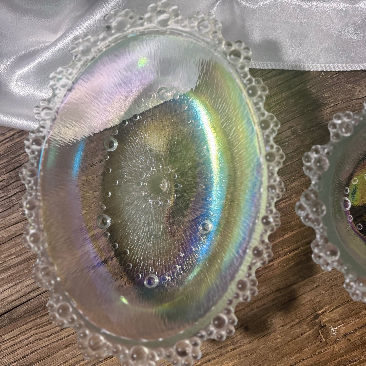 Bubble Glass/Ice Bark Beaded Oval Dishes