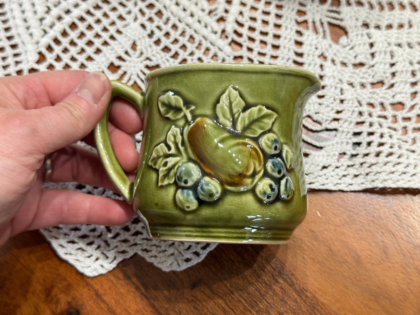 Japanese Fruit Motif Avocado Green Tea Set