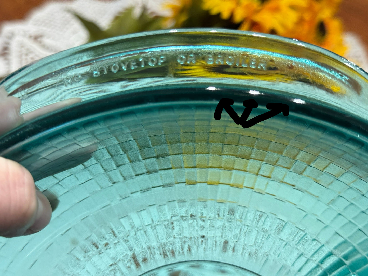 Pyrex Peacock Teal Basketweave 2 QT Lidded Casserole Dish