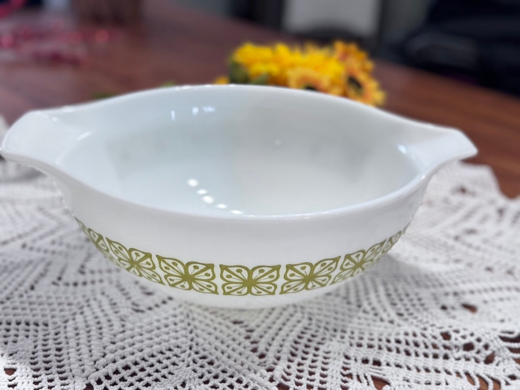 PYREX Verde Green Cinderella Mixing Bowl 444
