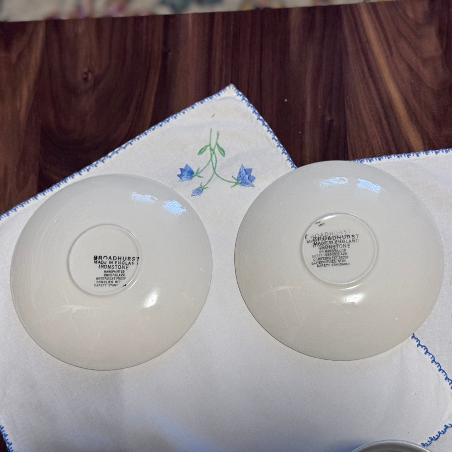Broadhurst Kathie Winkle Creamer/Milk Cup and Cups/Saucers
