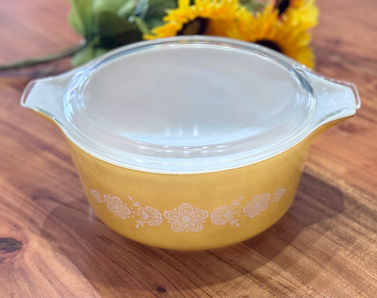 PYREX 'Butterfly Gold' 475-B Round Casserole Dish