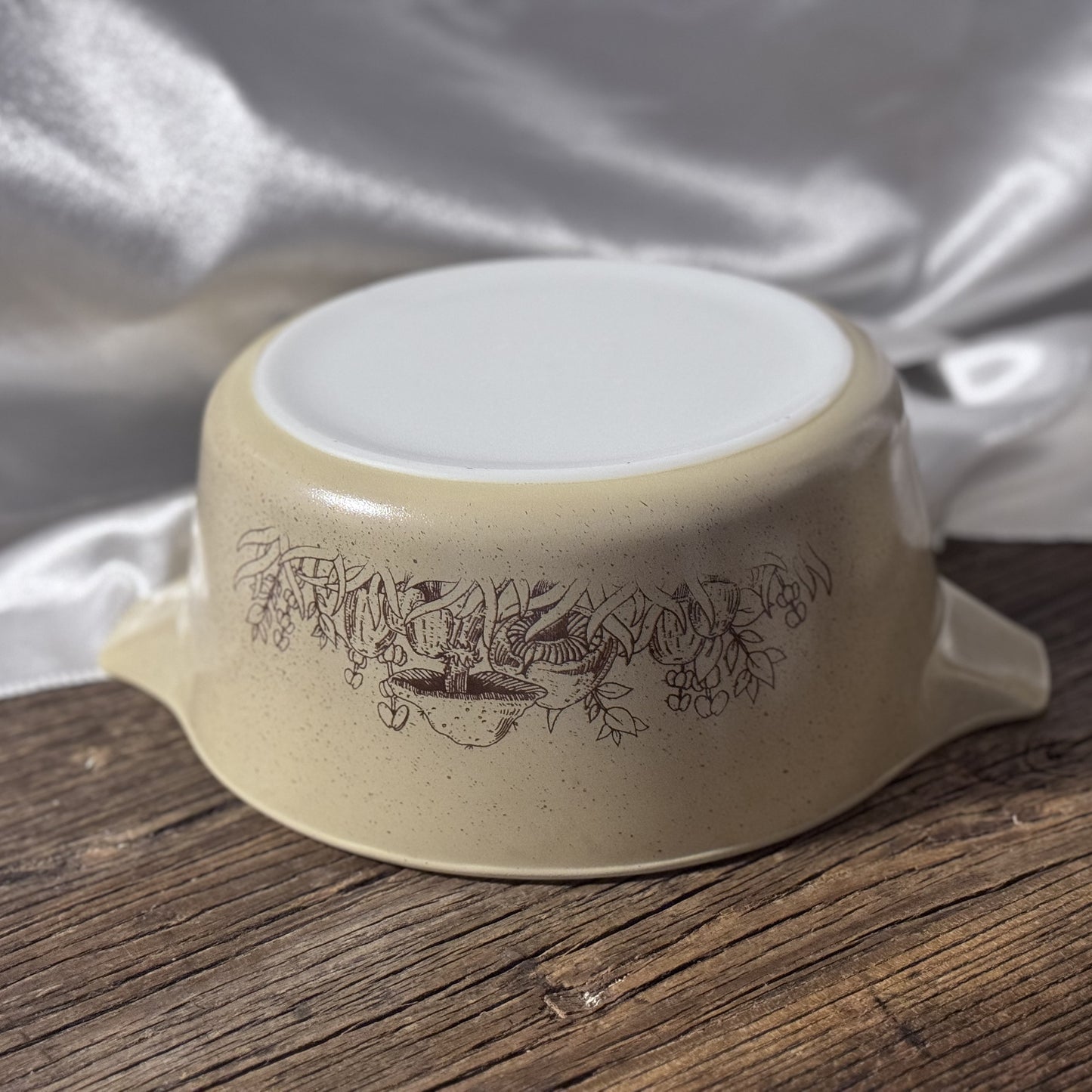 Pyrex Mushroom Forest Fancies 2.5 & 1.5 L & 1L Casserole Dishes