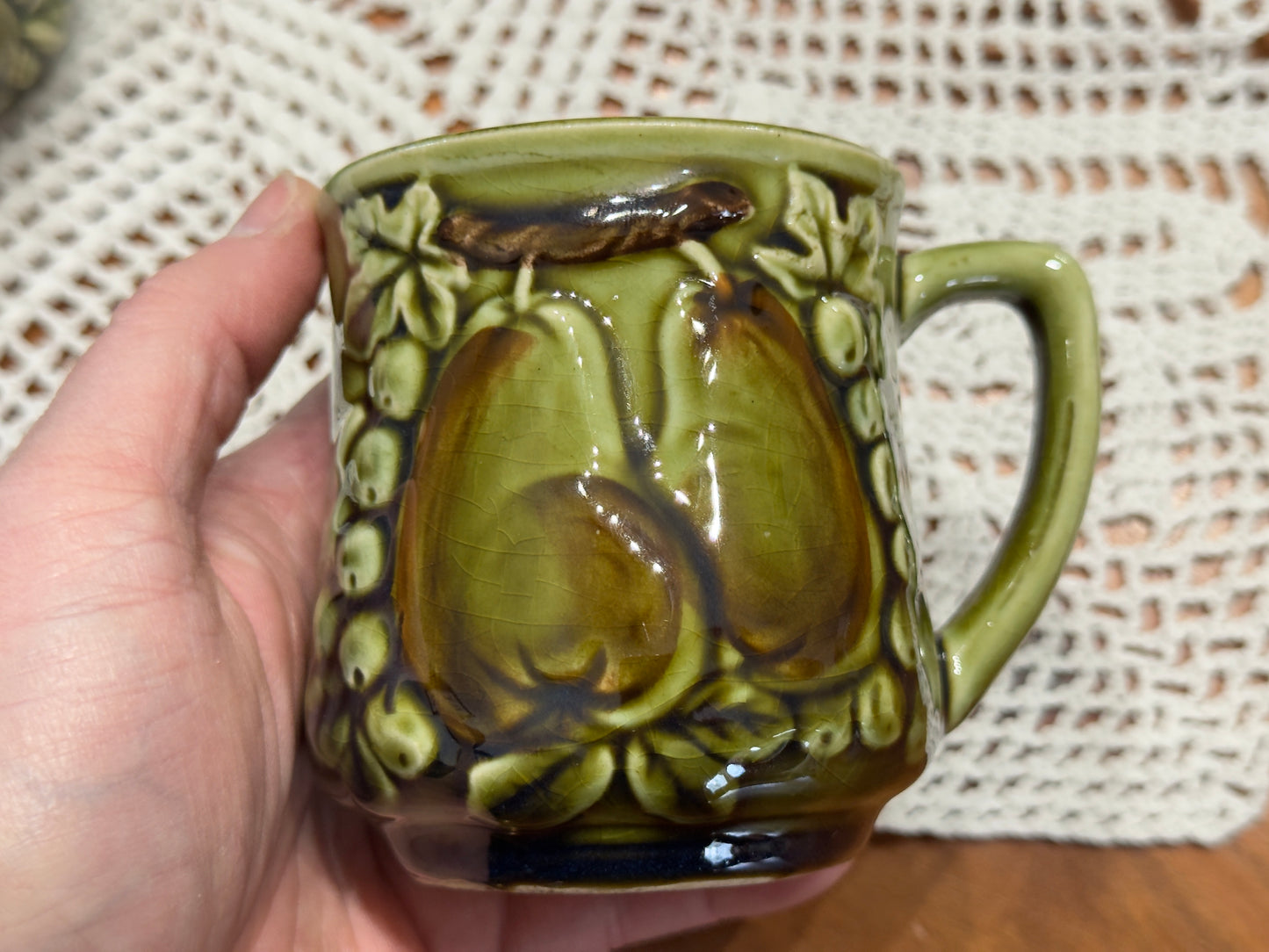 Japanese Fruit Motif Avocado Green Tea Set
