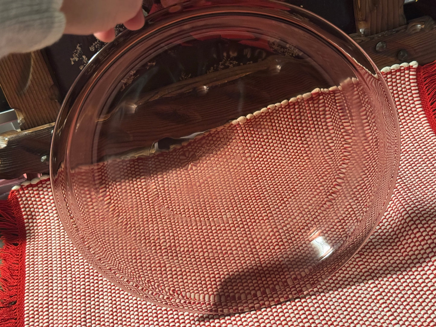 PYREX 209 Cranberry Pie Plate