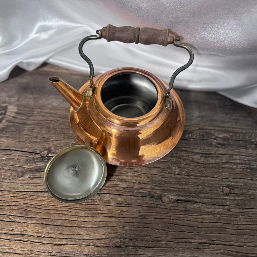 Holland Tea Pot Set