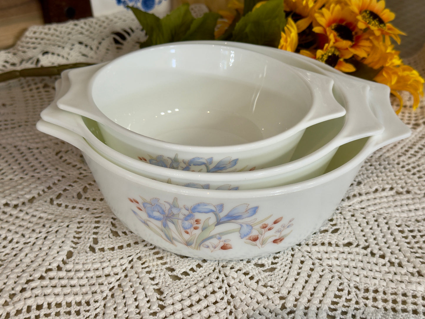 PYREX England "Blue Iris" Stacking Bowl/Casserole Set