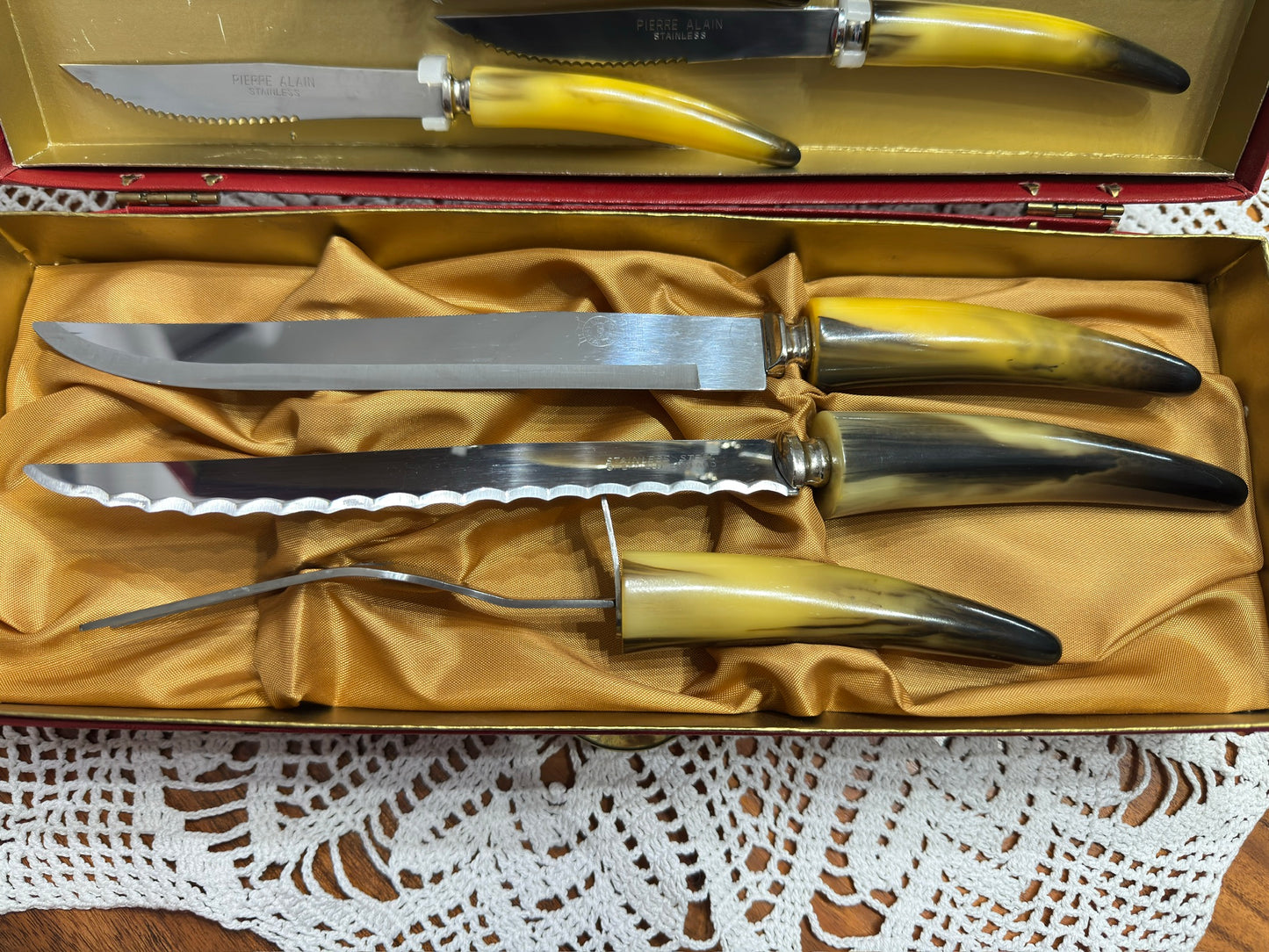 Pierre Alain Sheffield England 15 Piece Cutlery/Carving Set