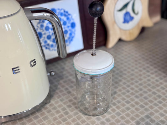 Vintage Androck Glass Hand Chopper